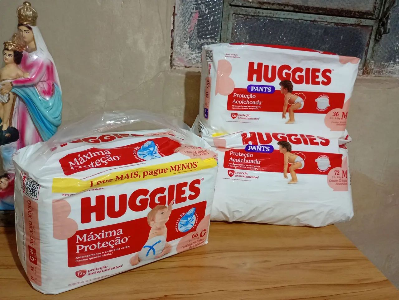Vendo Fraldas Huggies 3 Pacotes