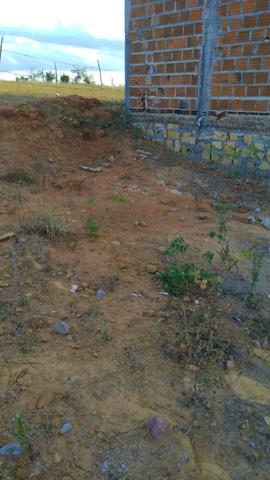 Vende-se ou troca esse terreno 8 x 16 cidade tucano Bahia - Foto 5