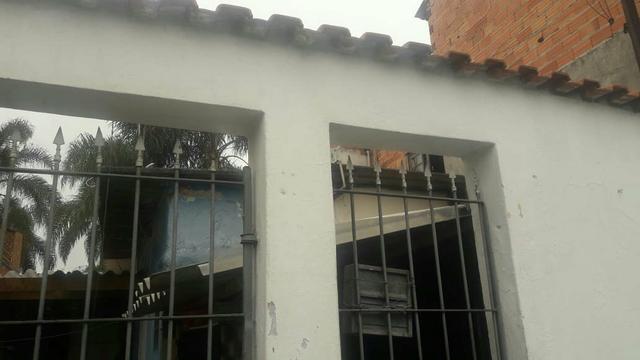 Vendo casa em ferraz de vasconcelos (jardim Renata )