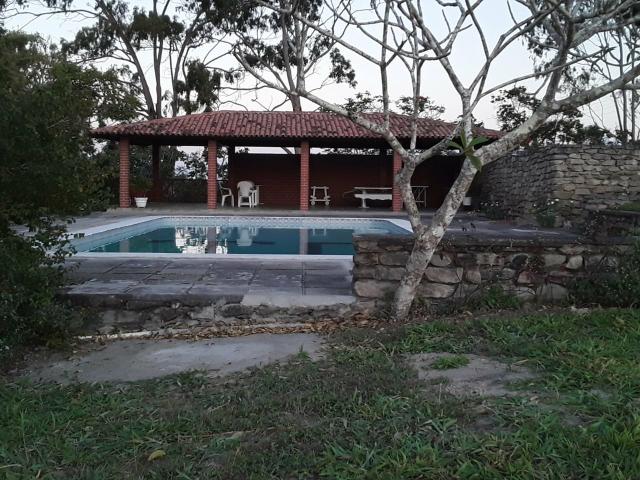 Chácara em Gravatá com 9 hectares, casa sede, 6 suítes, piscina com apoio, vista da BR-232 - Foto 5