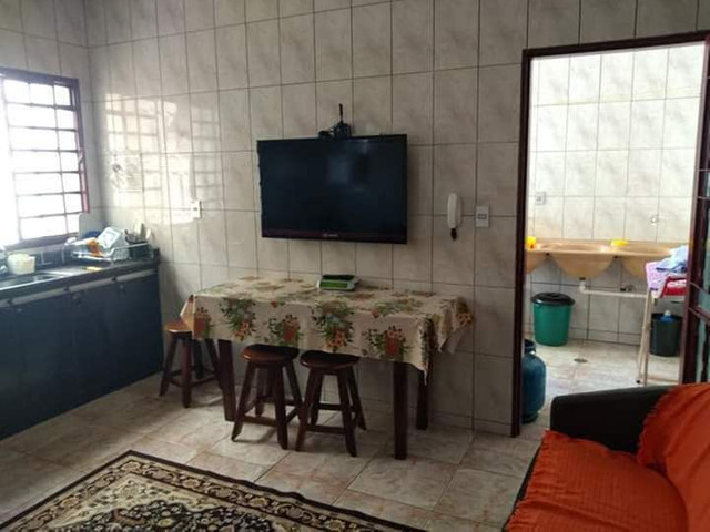 HÁ VAGAS QUARTOS FEMININO Bairro - SANTA MONICA. R$ 450,00 - Foto 4