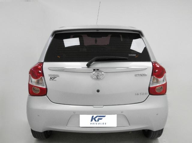 Toyota Etios XLS 1.5 Prata 2014 Completo - Foto 4