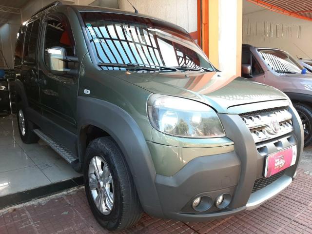 04- fiat doblo adventure 1.8 2012 flex - Foto 2