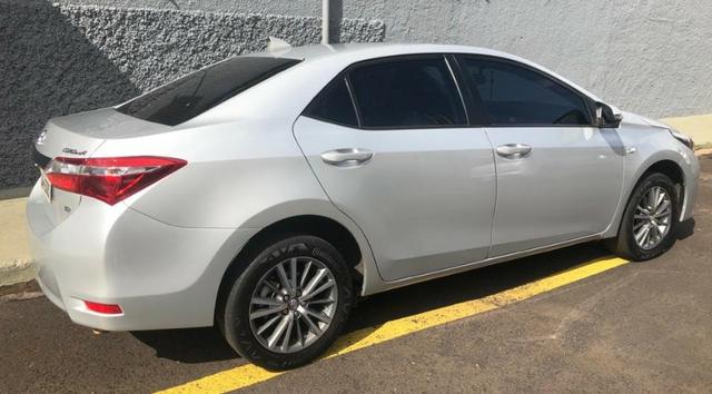 Vende-se Corolla 2016, Automático Prata GLI 1.8 com os Opcionais do XEI - Completo - Foto 4