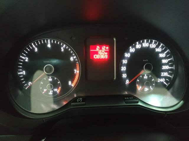 VOLKSWAGEN FOX 1.6 (G2) (TREND) 4P - Foto 9