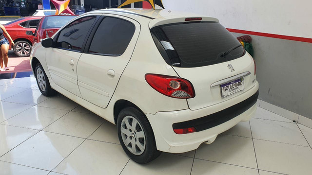 Peugeot 207 active 1.4 2014 - Foto 6