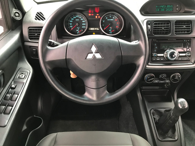 Troca/financia Linda Pajero Tr4 2.0 Flex Mec 2015 - Foto 15
