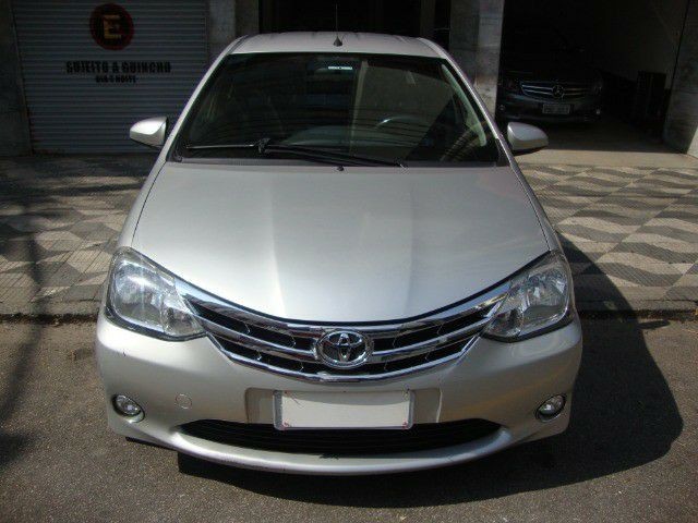 TOYOTA ETIOS PLATINUM 1.5 2015