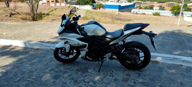 YAMAHA YZF R3