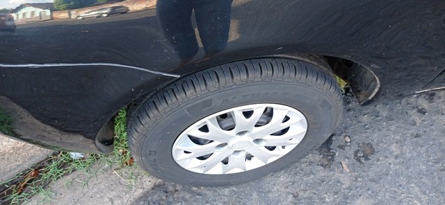 VENDO FIAT PALIO ANO 2010