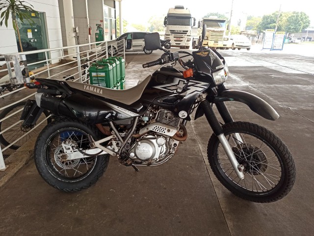 XT 600 ANO 2003