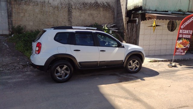 DUSTER 4X4