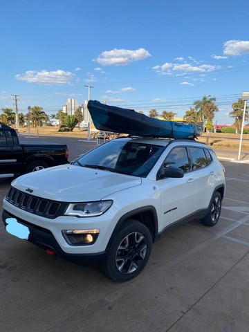 JEEP COMPASS TRAILHAWK DIESEL 4X4 AUTOMÁTICO- BRANCO