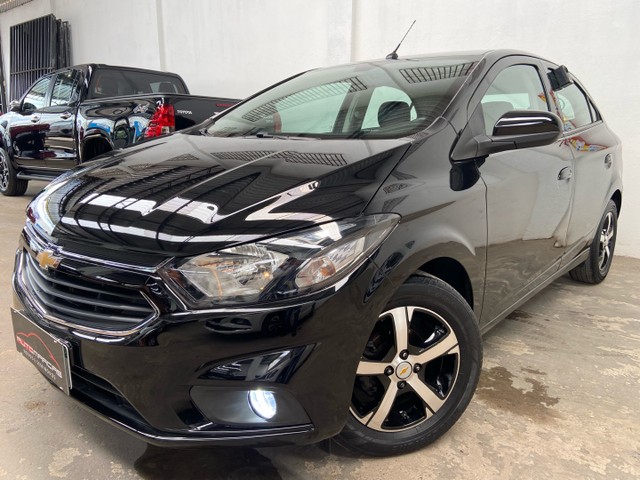 ONIX LT 1.4 AUTOMÁTICO