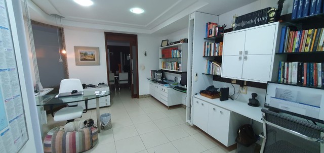 Apartamento para venda possui 215 metros quadrados com 3 quartos em Manaíra - João Pessoa  - Foto 4