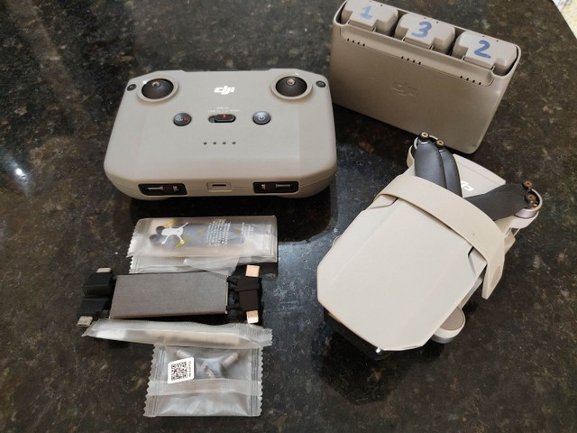 Drone DJI Mini 2 Combo Fly More - Áudio, TV, vídeo e fotografia -  Messejana, Fortaleza 1018656582 | OLX