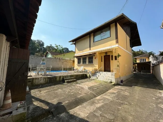Alugo casa no Valparaíso para fins comerciais
