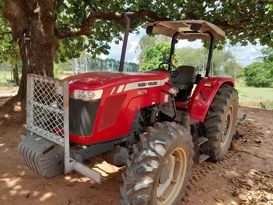 Trator Massey Ferguson 4275