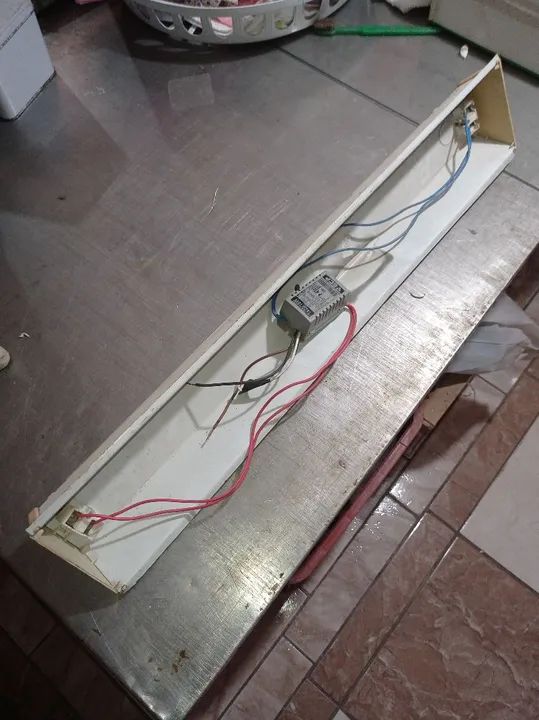 Iluminaria fluorescente 18w completa - Foto 2