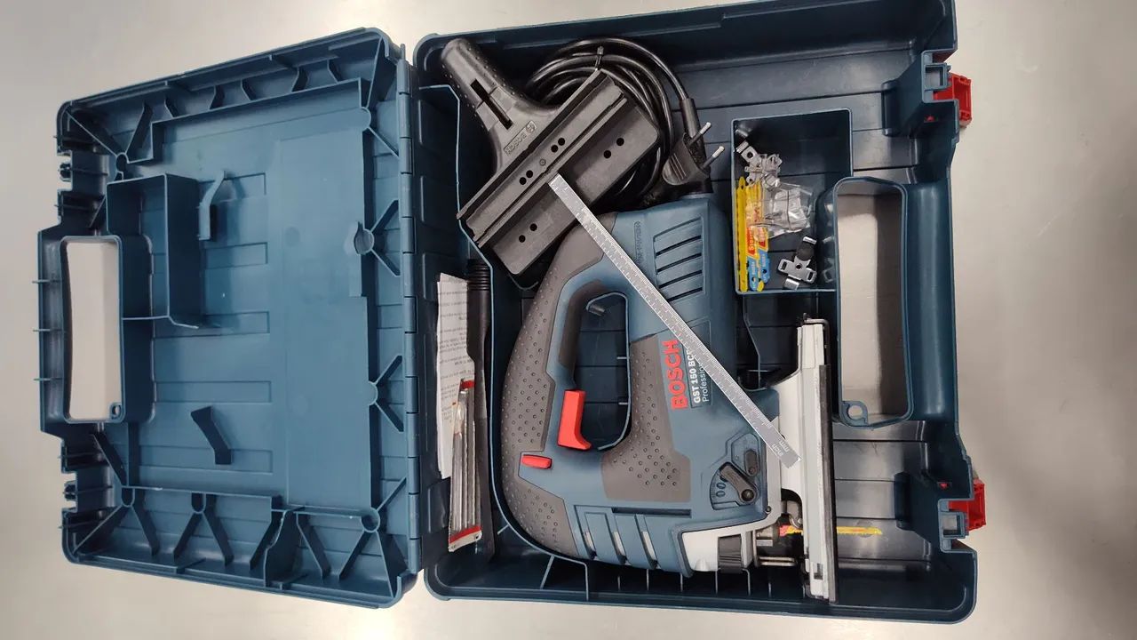 Serra Tico Tico Bosch GST 150 BCE Profissional 220V - 780W