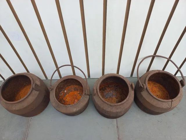4 Panelas antigas de ferro  - Foto 4