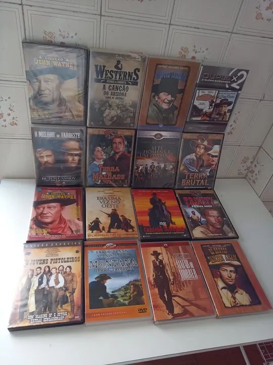 Lote 28 DVDs filmes Faroeste Western - Foto 2