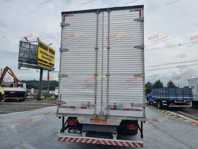 Iveco Vertis 90V18 Ano/Modelo:2012/2013 - Foto 7