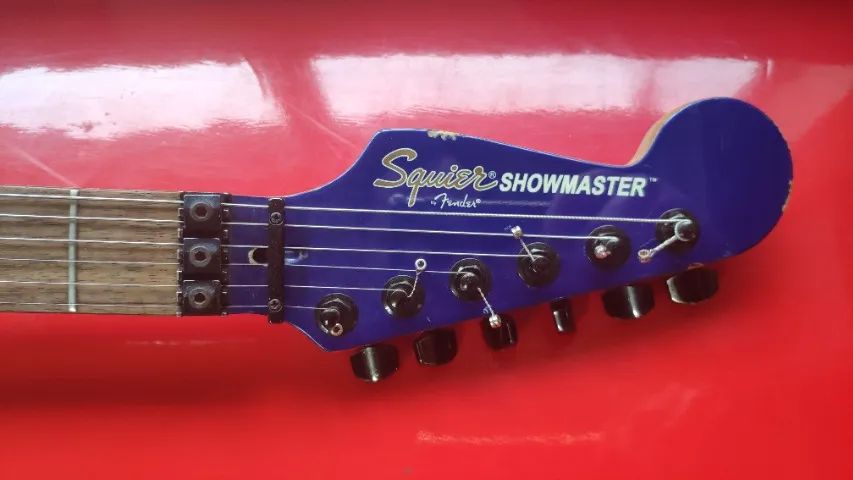 Guitarra Squier série Showmaster