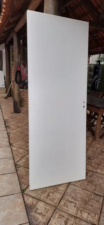 Porta prancheta branca, usada, 82 cm