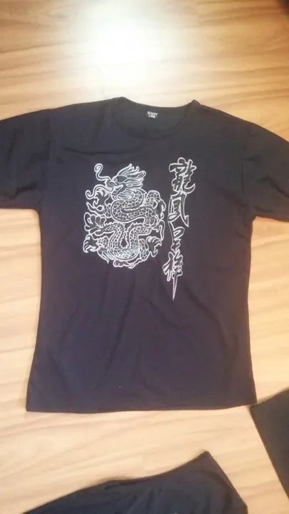 Camiseta Preta P - Foto 2