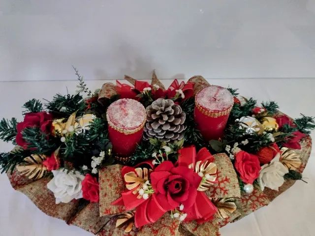 Arranjo natalino para mesa ,lindo ! grande ,70 cm x 40cm promoção maravilhosa ,2 velas 