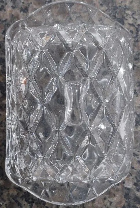 Mantegueira em vidro