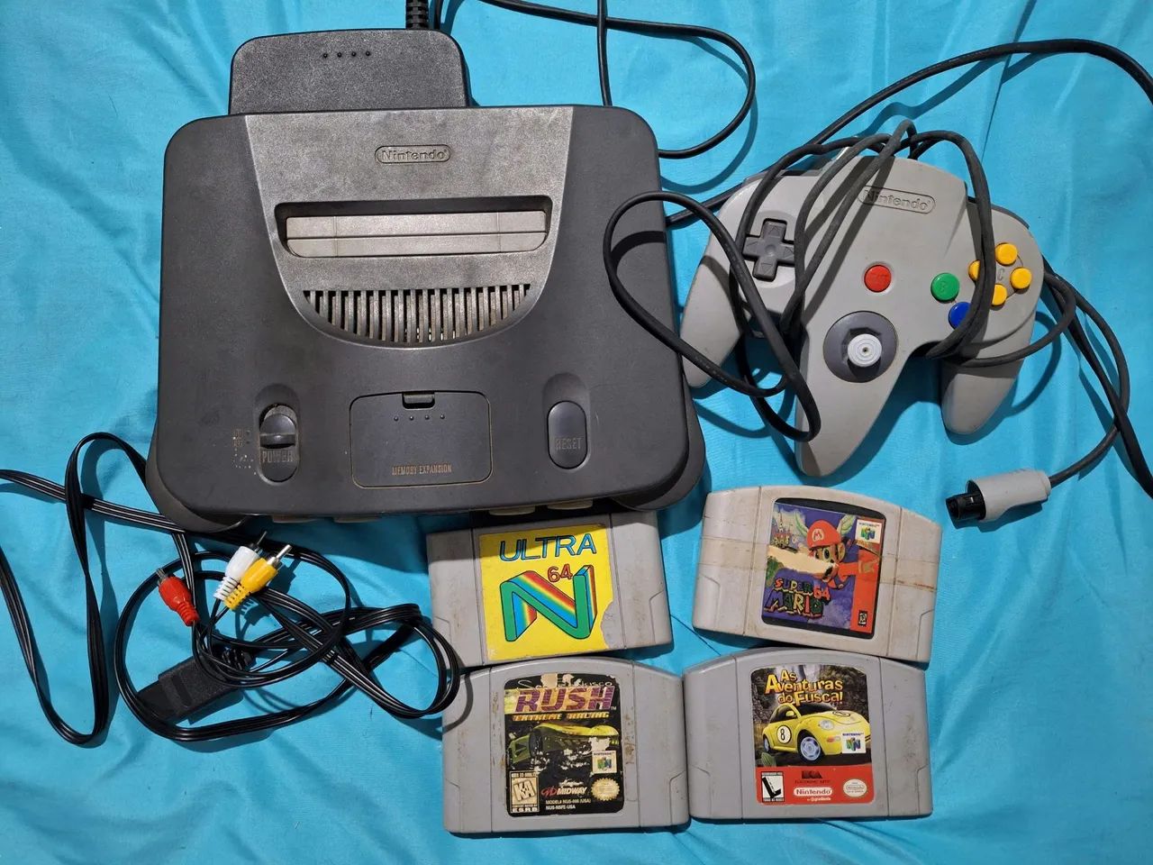 Vendo Nintendo 64 com jogos
