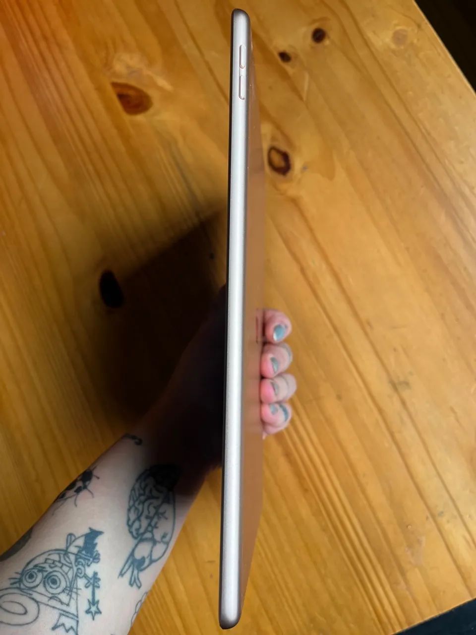 iPad Rose 8 Geração 32GB  - Foto 5