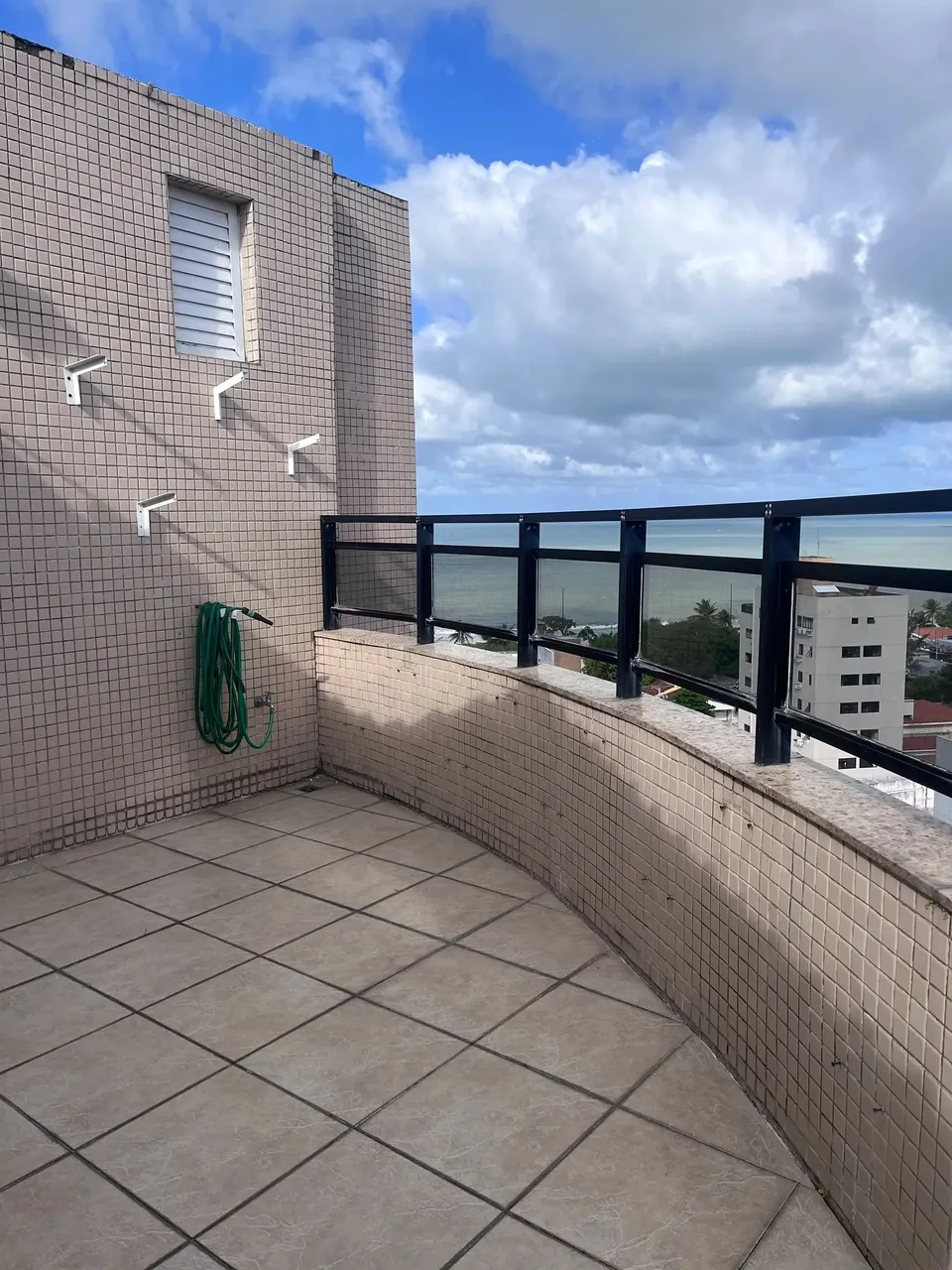Duplex com vista mar