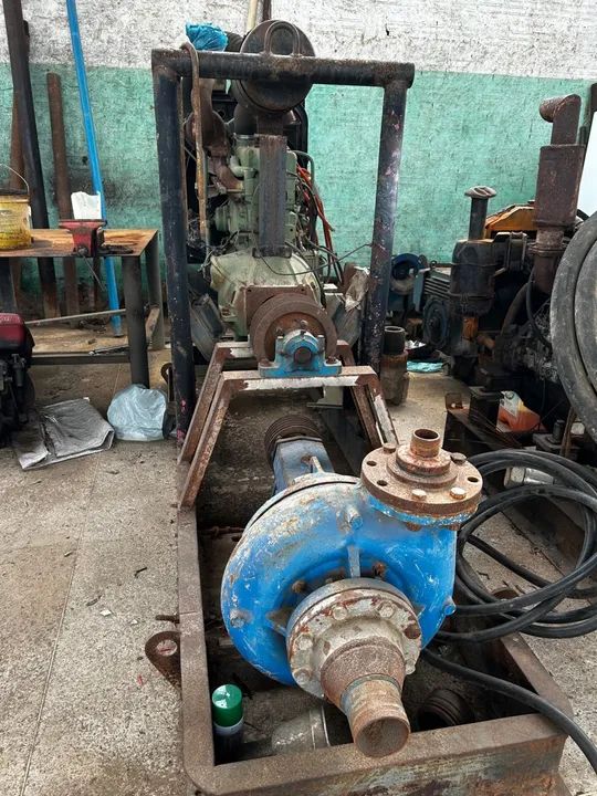 Bomba acoplada com motor 6 silidro - Foto 3