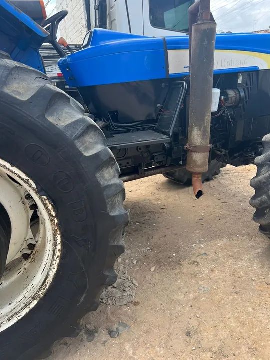 Trator New Holland * - Foto 2