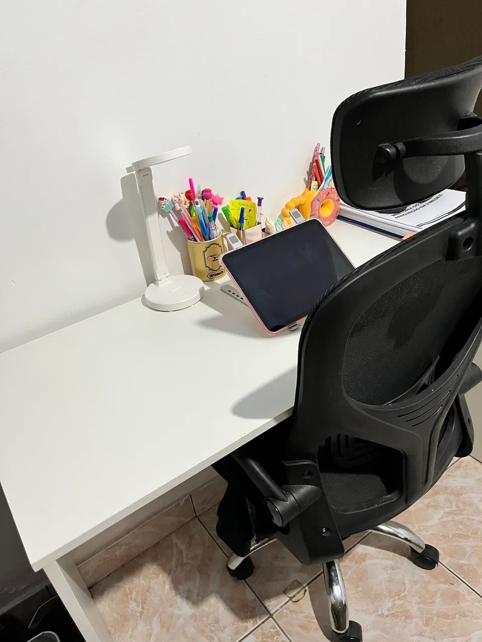 Mesa de estudo 64316479883139121
