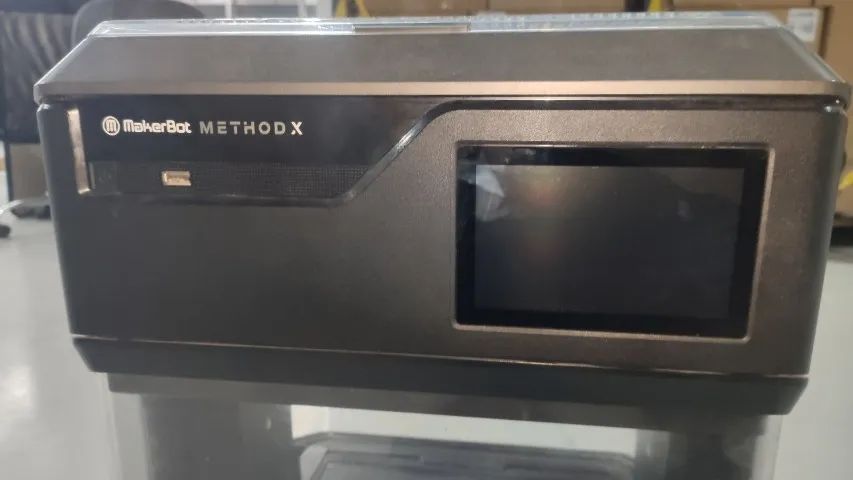 IMPRESSORA 3D MAKERBOT METHOD X + Filamentos de limpeza - Foto 4