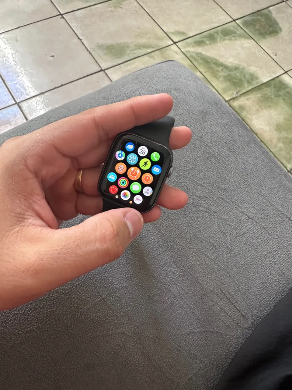 Apple whatch 4