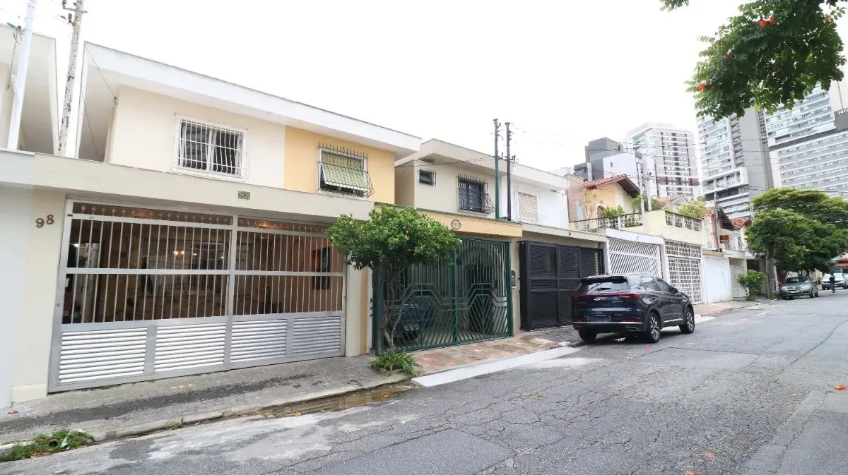 Sobrado para venda em Vila São Francisco (Zona Sul) com 5 quartos, 200m²