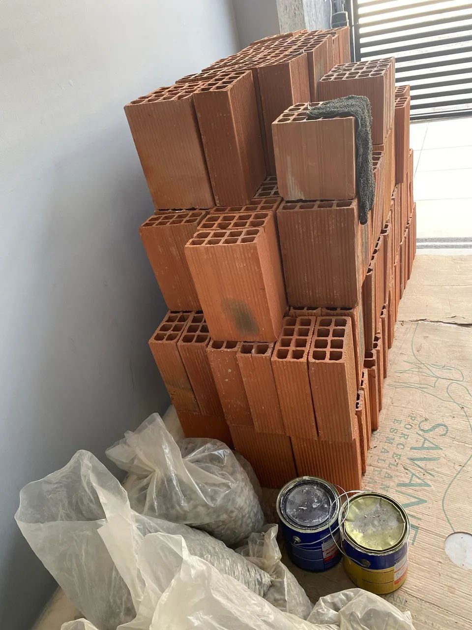 Lajotas 19x2964520802407426121