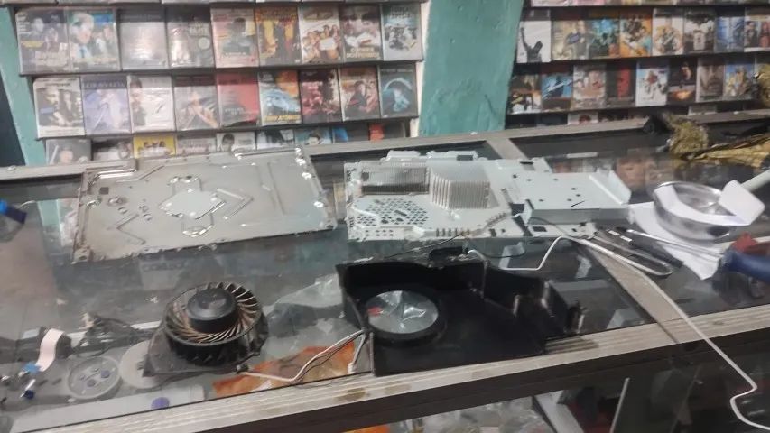 Manutenção Preventiva e Troca da Pasta Térmica Ps3 Slim e Super Slim  - Foto 6