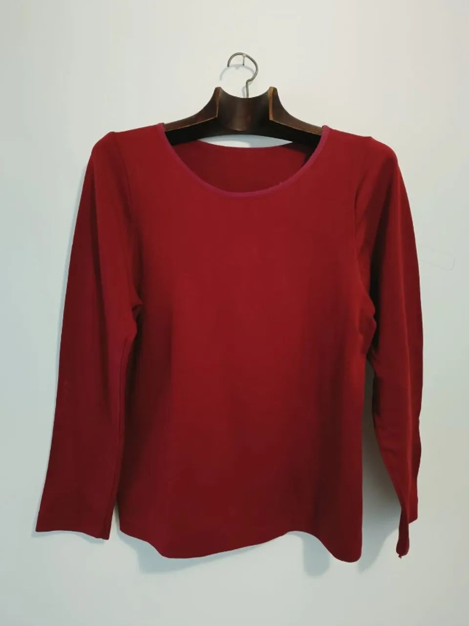 Blusa Vermelha Clássica Manga Longa