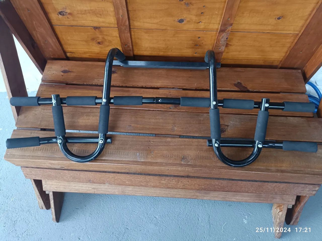 Suporte para barra em porta
