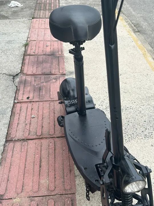 Scooter Elétrica - Usada - Preta