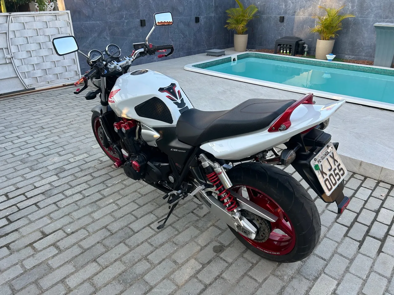 Honda CB1300 Super Four