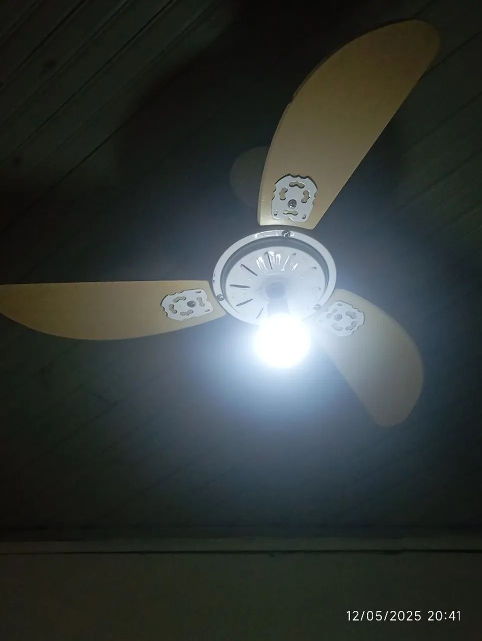Ventilador de Teto funcionando perfeitamente 
