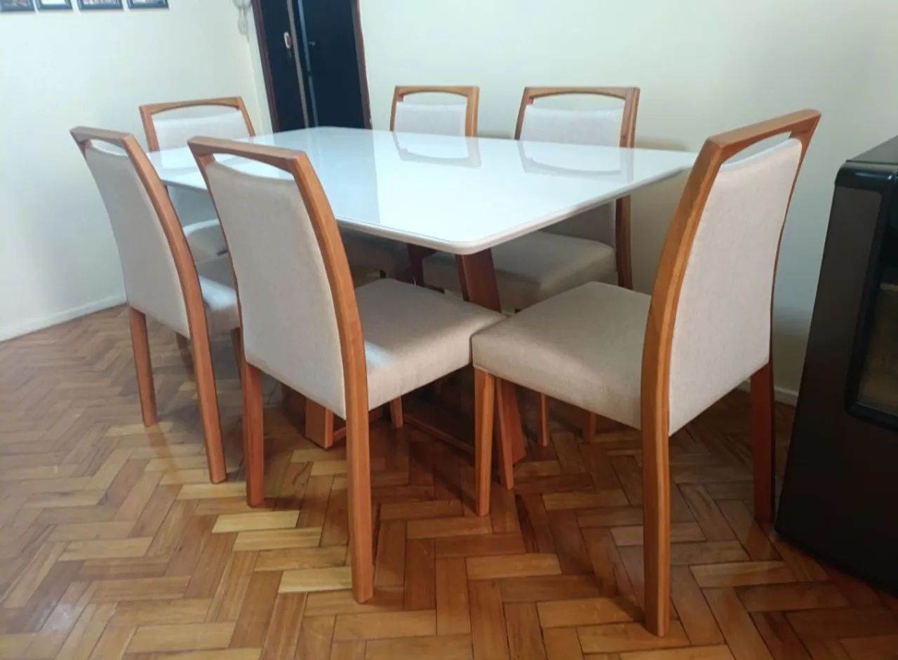 Mesa de jantar Luara 6 cadeiras toda em madeira 