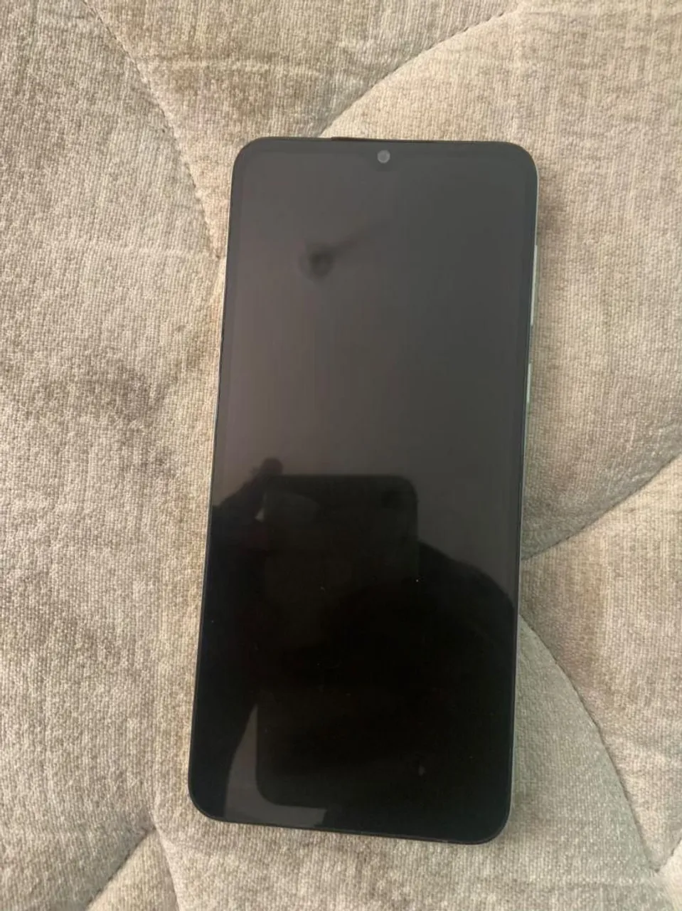 Moto e 13